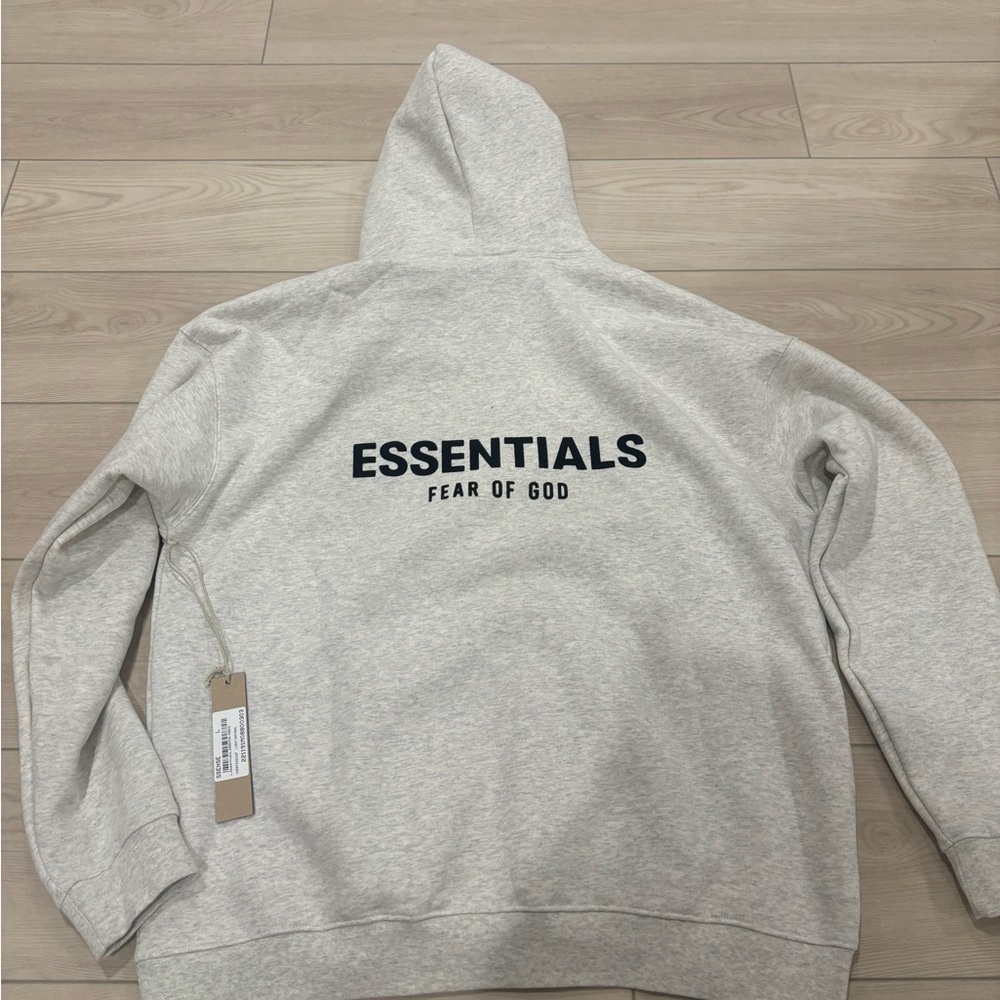 WHITE ESSENTIALS FEAR OF GOD HOODIE
